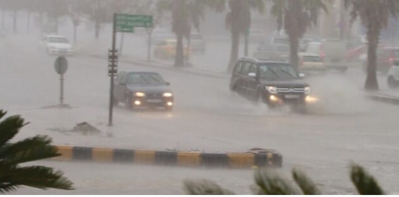 اليمن : هطول أمطار غزيرة على هذة المحافظات والارصاد تطلق تحذيرات هامة فعلى الجميع الانتباه
