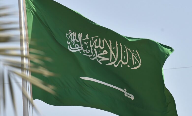 السعودية تفاجئ جميع المقيمين والوافدين بإعلان هام وغير متوقع بشأن تجديد الاقامة