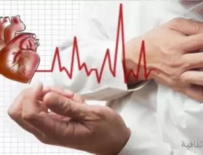  لمرضى القلب .. تدارك صحتك قبل فوات الأوان. هذه العلامات الواضحة على اليدين تكشف خطر ارتفاع الكوليسترول .. لا تتجاهلها